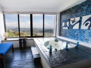 Hantana Hotel | The Theva Residency