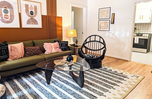 Columbia Apartment | The Tiki Suite | 2BR 2BA | Newly Renovated!
