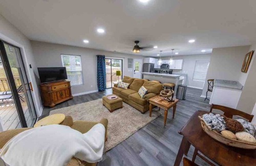 Camden House | The Tiny: 2-BR