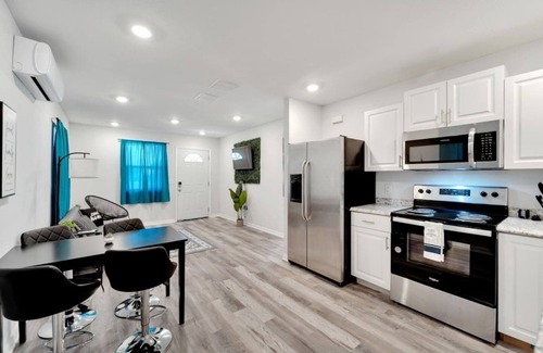 Greater Palm River Point CDC House | The Tiny Cottage | Located In Central Tampa