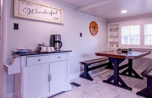 Lynchburg House | The Tolley House is one of the most storied and elegant homes in the region!