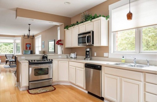 Traverse City House | The Townhouse in the Heart of Traverse City