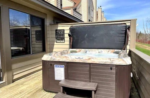 Seven Springs Condo | The Trailside Retreat at Seven Spring, PA - Come enjoy the Laurel Highlands!