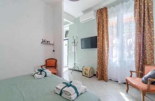Genoa Apartment | The Traveler's Nest