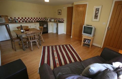 Grosmont Apartment | The Tree House
