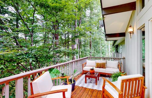 Pisgah Forest House | The Treehouse
