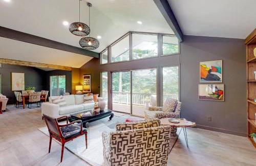 Pisgah Forest House | The Treehouse