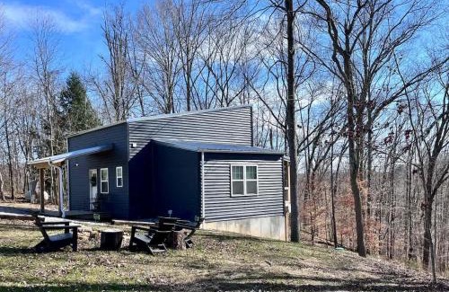 Logan House | The Treetop A Hocking Hills Villa Treat