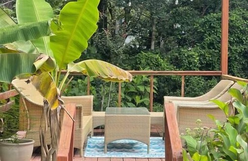 West Ashley House | The Tropic - Close to Downtown and Beaches, Fire Pit, Pet Friendly