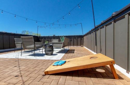 Hadley - Washington House | The Ultimate Double Rooftop Deck with Skyline Views