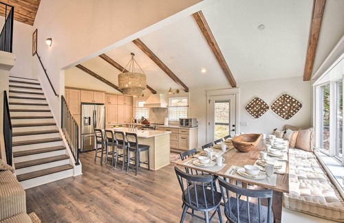 Wiley House | The Ultimate Luxury Retreat on Lake Burton!