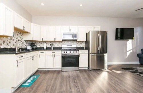Bushwick Apartment | The Unique Home in New York City