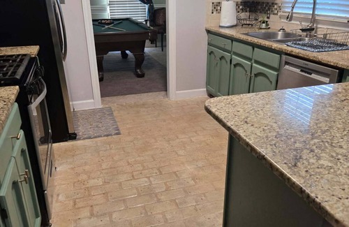 Mobile House | The University of South Alabama Poolside Getaway