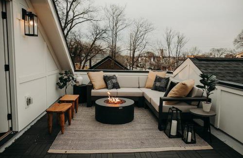 Hope Gardens House | The Urban Farmhouse - Hot Tub & Bocce Ball!