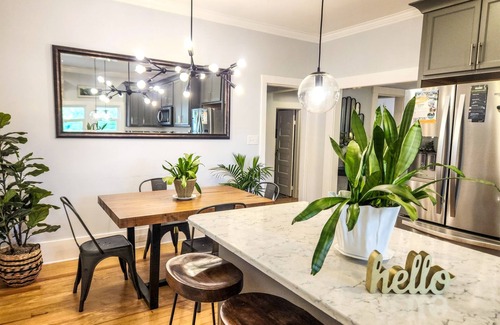 Knoxville House | *The Urban Island* South Knox Home w/Huge Yard