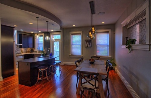 Tower Grove South House | The Urban Refuge | 3BR | Fireplace+Backyard+W/D