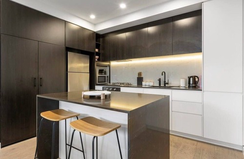 Williamstown Apartment | The Urban Suite With Free WiFi
