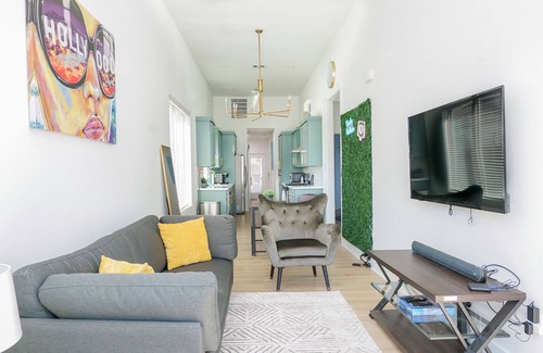 Greater East End House | The Vacationer A modern luxury 💎