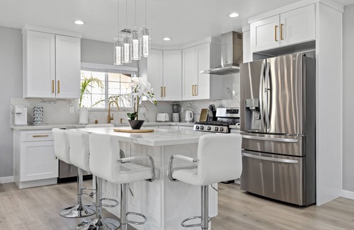 North Hollywood House | The Valley Palms
