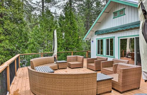 Groveland House | The Valley View Pine Mountain Lake Cabin