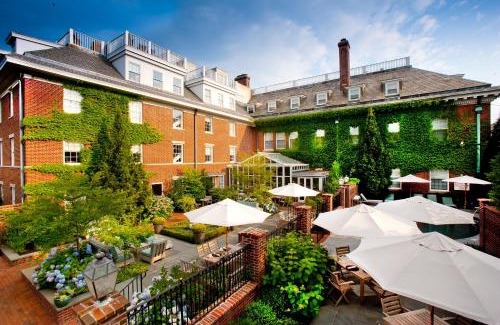 Newport Hotel | The Vanderbilt, Auberge Collection
