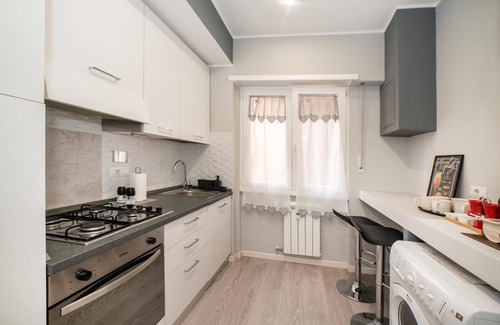 Quartiere XIII Aurelio Apartment | The Vatican just 15 minutes walk, front of the metro and shopping center