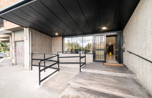 Quartiere XIII Aurelio Apartment | The Vatican just 15 minutes walk, front of the metro and shopping center