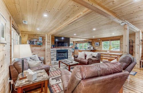 Banner Elk House | The Velvet Antler Lodge