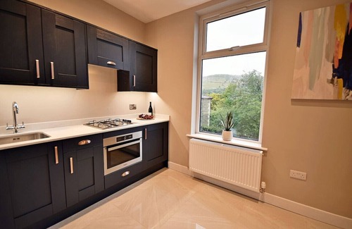 Rawtenstall Condo | The Venice Suite at Moat House