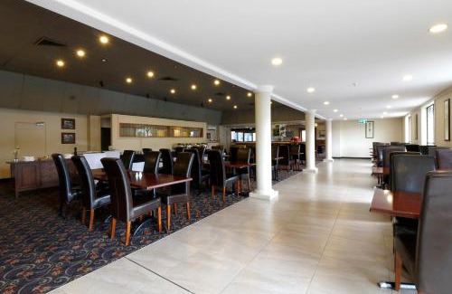 Dunedin City Centre Hotel | The Victoria Hotel Dunedin