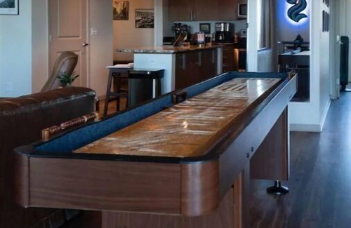 Lower Queen Anne Apartment | The View in Lower Queen Anne 29 Nights