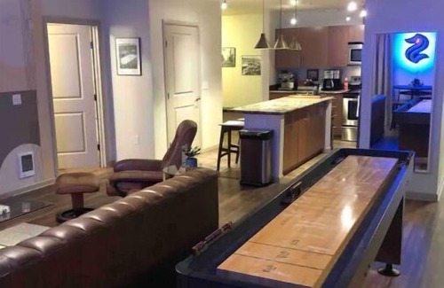 Lower Queen Anne Apartment | The View in Lower Queen Anne 29 Nights