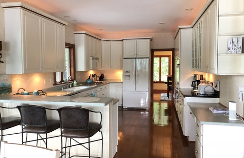 Pulteney House | The village of Keuka