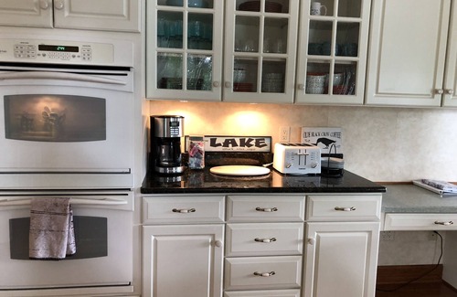 Pulteney House | The village of Keuka