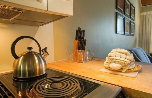 Lincoln Apartment | The Village of Loon Mountain Fixed Rooms