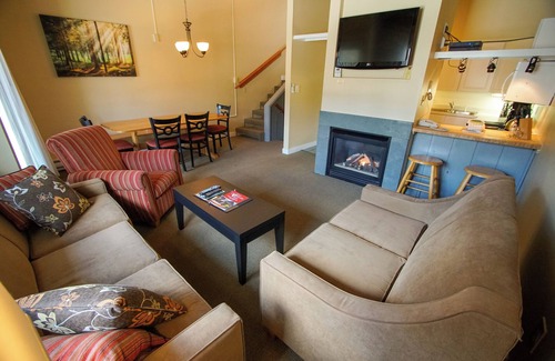 Lincoln Apartment | The Village of Loon Mountain Fixed Rooms