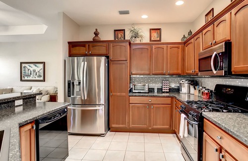 Mallory Square House | The Villages Golfers Paradise near Sumter Landing 3 BD/2 BA with golf cart