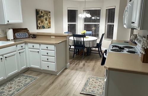 Candler House | THE VILLAGES - NEW TO RENTAL MARKET! Great Location! Village of Glenbrook