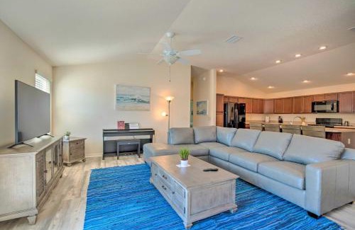 Wildwood House | The Villages Retreat with Lanai and Lake Views!