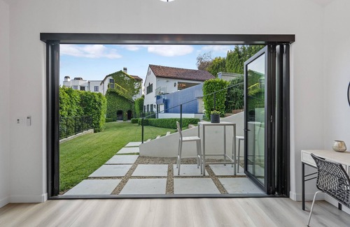 Hollywood Hills West Villa | The Villas at Park Hill Estate