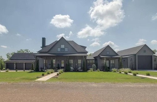 Wheatland House | The Vineyard Estate at Selah