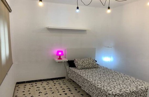 Almeria Centro Apartment | THE WALL WIFI ALMERIA