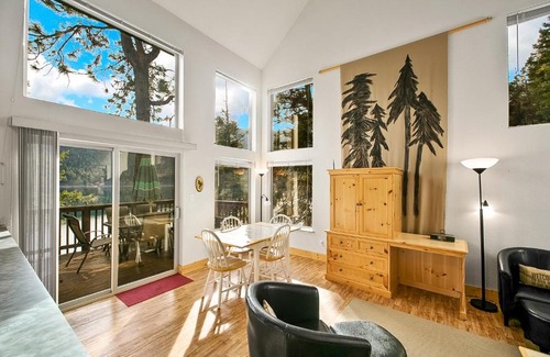 Wallowa County House | The Wallowa Lakefront