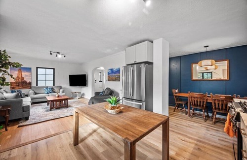 Shadyside House | The Walnut Suites - The Family Suite