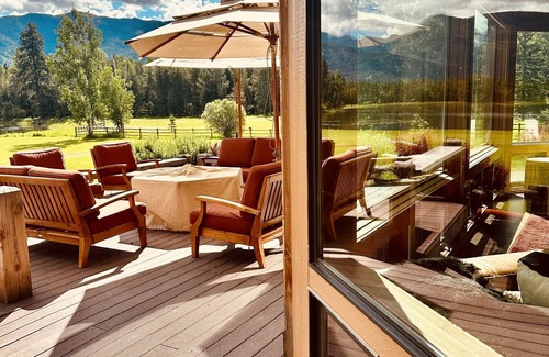 Bigfork House | The "Wandering Coyote" riverfront home located on the Swan River in Bigfork, MT.