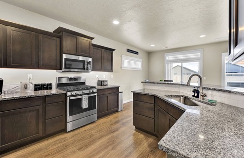 Nampa House | The Wanderlust - single level w/large yard