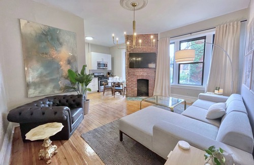 Bloomfield Apartment | The Warhola Bloomfield
