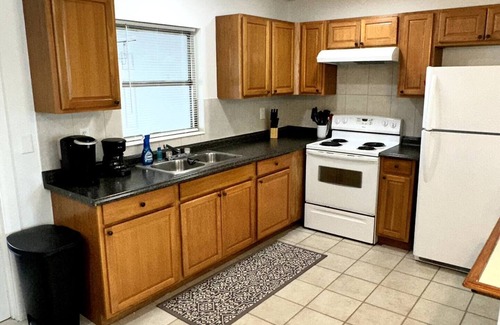 Warm Mineral Springs House | The Warm Springs Sanctuaryn