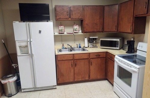 Lebanon Apartment | The Water Tower Lodge, 3-bedroom apartment