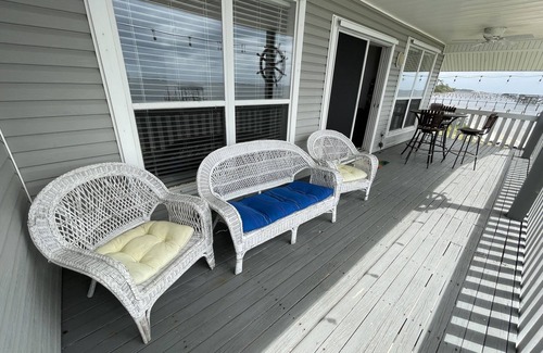 Gulf Breeze House | The Waterfront Escape Unit A - Gulf Breeze, Florida